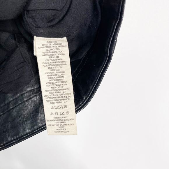 Free People Size 4 Black Feelin Fresh Vegan Mini Skirt Faux Leather Belted Zip - Picture 7 of 12